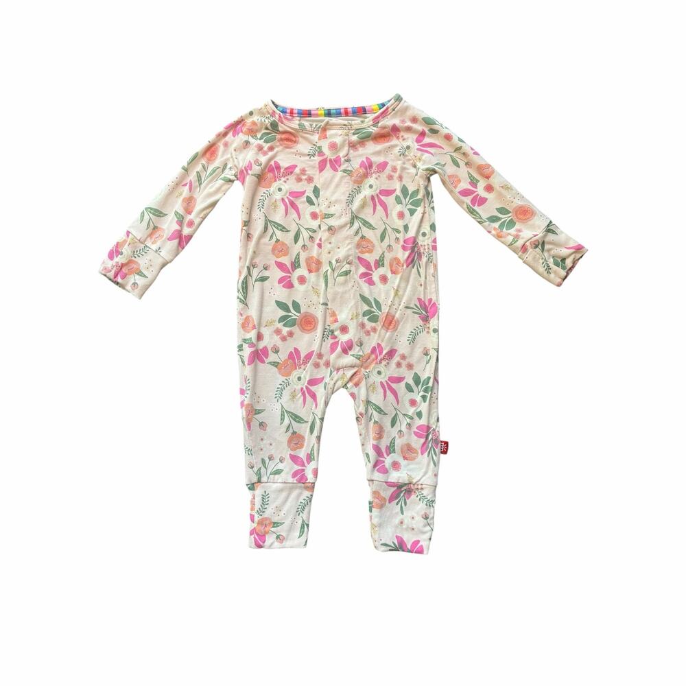Magnetic Me Floral Modal Footie